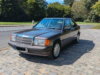Gebraucht Mercedes 190 107 PS (78 kW) 1991 Limousine