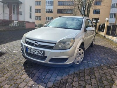 gebraucht Opel Astra Caravan 1.7 CDTI Edition Klima, 8 Reifen