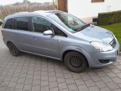 Gebraucht Opel Zafira Family 140 PS (102 kW) 2008 Silber Van / Kleinbus