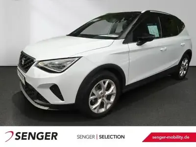 Gebraucht Seat Arona FR 110 PS (80 kW) 2023 Weiß SUV