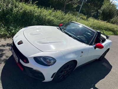 Abarth 124 Spider