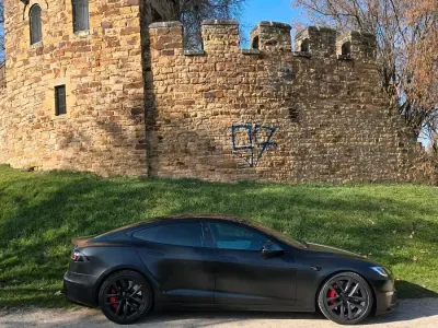 Brugt Tesla Model S Plaid 750 kW (1020 HK) 2022 Grå Hatchback