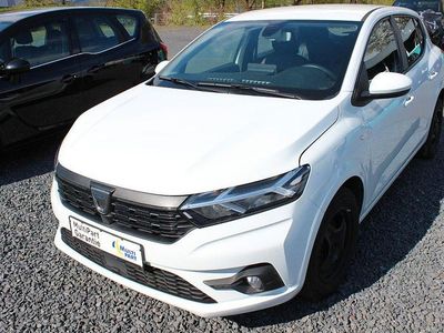 Gebraucht Dacia Sandero Comfort 67 PS (49 kW) 2021 Weiß Limousine