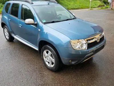 Gebraucht Dacia Duster 105 PS (77 kW) 2010 Andere farben SUV