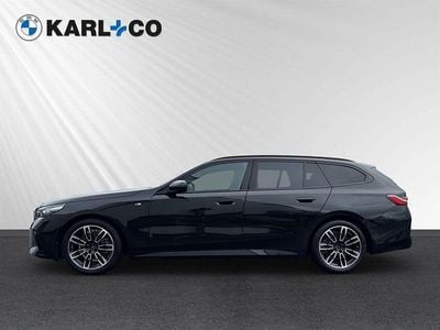 Gebraucht BMW 520 M Sport 197 PS (144 kW) 2025 Schwarz Kombi