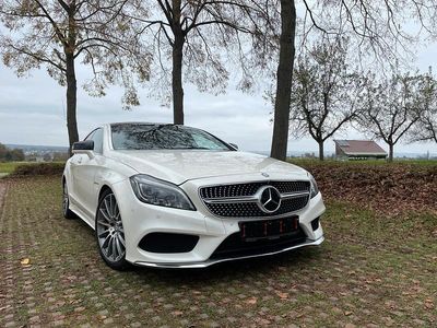 Gebraucht Mercedes CLS400 AMG 333 PS (244 kW) 2015 Weiß Limousine