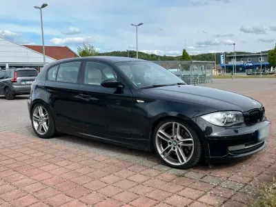 Gebraucht BMW 123 280 PS (205 kW) 2008 Schwarz Kleinwagen