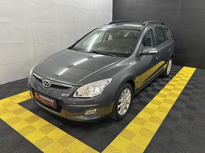 Gebraucht Hyundai i30 116 PS (85 kW) 2010 Grau Kombi