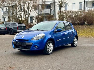 Blau Gebraucht 2010 Renault Clio II Dynamique Limousine | 3.999 € (Fairer Preis)
