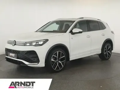 Gebraucht VW Tiguan R-line 265 PS (194 kW) 2025 Pure white SUV