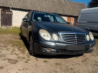 Usata Mercedes E200 Avantgarde 136 CV (100 kW) 2009 Grigio Station wagon