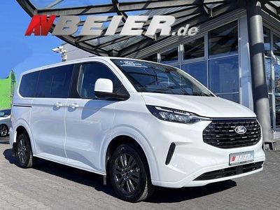 Gebraucht Ford Tourneo Titanium 136 PS (100 kW) 2025 Frostweiß Van / Kleinbus