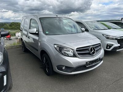 Mercedes Citan 111