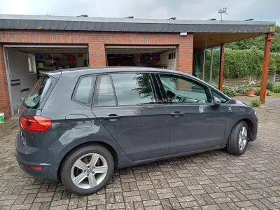 Gebraucht VW Golf Sportsvan Comfortline 110 PS (80 kW) 2014 Grau Van / Kleinbus