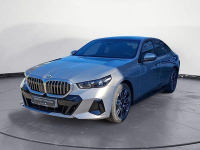 Neu BMW 520 Comfort Edition 208 PS (152 kW) 2025 Grau Limousine