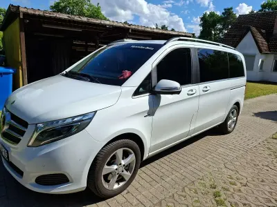 Gebraucht Mercedes V250 190 PS (139 kW) 2016 Weiß Van / Kleinbus