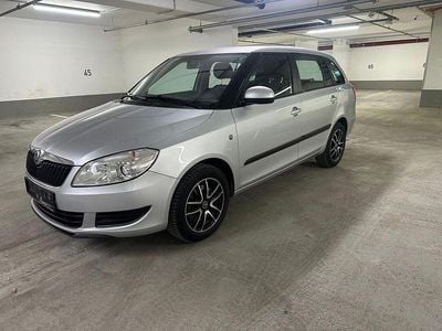 Gebraucht Skoda Fabia Ambition 105 PS (77 kW) 2012 Silber Kombi