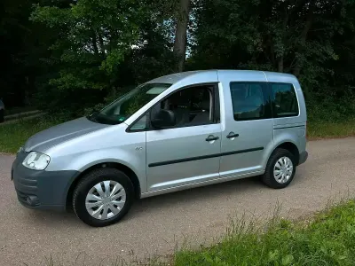 Gebraucht VW Caddy 102 PS (75 kW) 2005 Silber Van / Kleinbus
