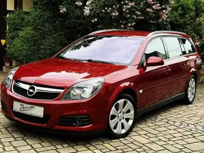 Gebraucht Opel Vectra Edition+ 175 PS (128 kW) 2007 Granatapfelrot mi2 (metallic) Kombi