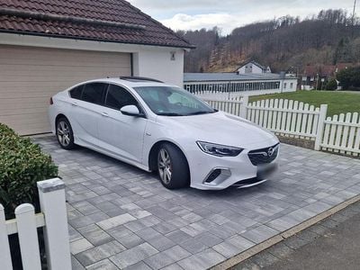 Gebraucht Opel Insignia 209 PS (153 kW) 2019 Weiß Coupé