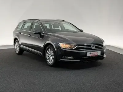 Gebraucht VW Passat Comfortline 150 PS (110 kW) 2019 Grau Limousine