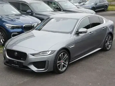 Occasion Jaguar XE R-Dynamic 204 PK (150 kW) 2021 Grijs Sedan