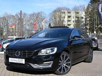 Usata Volvo V60 Summum 190 CV (139 kW) 2015 Nero Station wagon