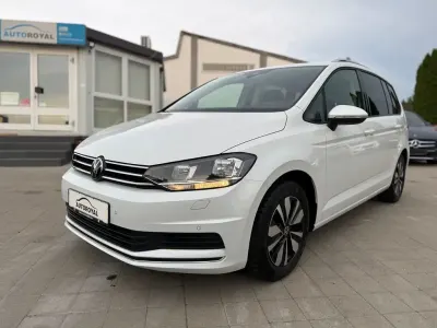 Gebraucht VW Touran Move 150 PS (110 kW) 2024 Weiß Van / Kleinbus