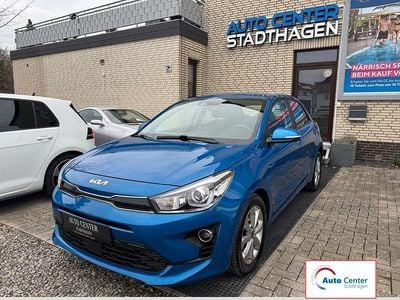 Gebraucht Kia Rio Vision 101 PS (74 kW) 2022 Blau Limousine