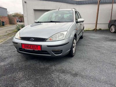 gebraucht Ford Focus 1.6 Trend