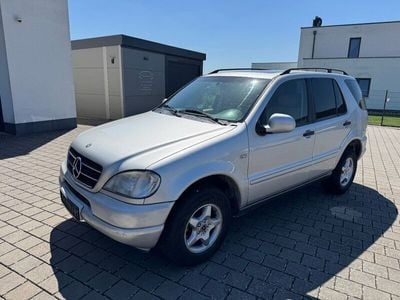 Mercedes ML320