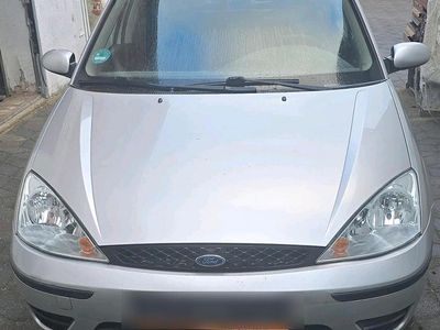 Gebraucht Ford Focus 95 PS (69 kW) 2003 Silber Limousine