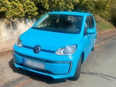 Usata VW e-up! 61 kW (83 CV) 2021 Blu Utilitaria
