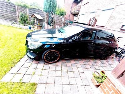 Mercedes CLA200 Shooting Brake