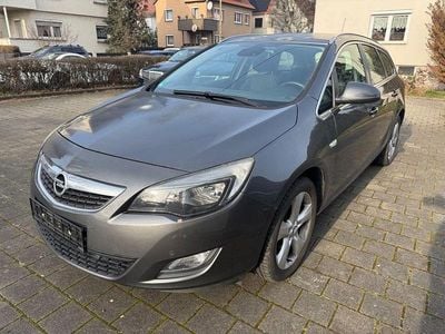 Karbongrau/technical grey Gebraucht 2011 Opel Astra Sport Kombi | 4.900 € (Guter Preis)