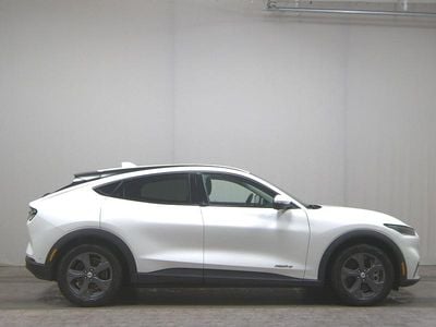 Gebraucht Ford Mustang Mach-E 197 kW (269 PS) 2022 Weiss SUV
