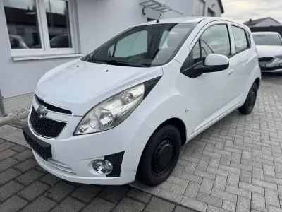 Używany Chevrolet Spark 68 KM (50 kW) 2013 Biały Hatchback