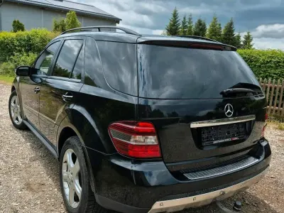 Gebraucht Mercedes ML420 309 PS (227 kW) 2007 Schwarz SUV