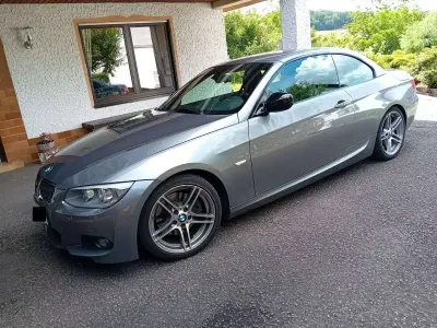 Gebraucht BMW 330 M Sport 245 PS (180 kW) 2014 Grau Cabrio