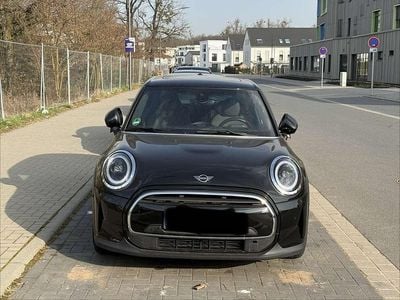 Gebraucht Mini Cooper Classic 136 PS (100 kW) 2023 Schwarz Kleinwagen