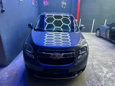 Gebraucht Chevrolet Orlando 163 PS (119 kW) 2014 Schwarz Van / Kleinbus