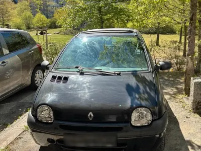 Usata Renault Twingo 75 CV (55 kW) 2004 Nero Utilitaria