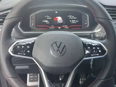 Gebraucht VW Tiguan Allspace R-line 190 PS (139 kW) 2022 Schwarz SUV