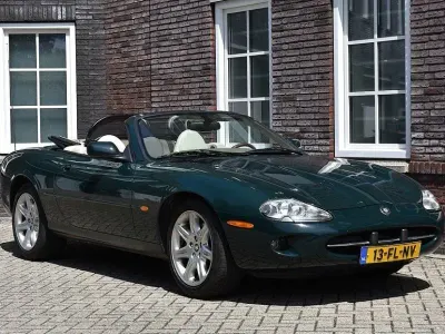 Gebraucht Jaguar XK8 294 PS (216 kW) 2000 Grün Cabrio