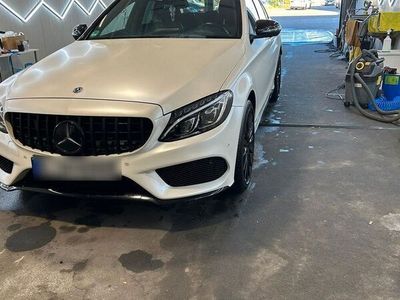 gebraucht Mercedes C220 d 4MATIC AMG Line Autom. AMG Line