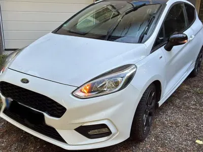 Gebraucht Ford Fiesta ST-Line 140 PS (102 kW) 2018 Weiß Kleinwagen