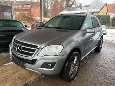 Gebraucht Mercedes ML300 204 PS (150 kW) 2010 Silber SUV