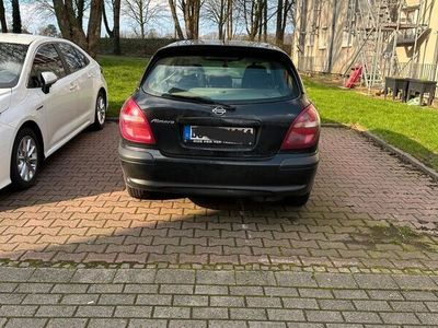 gebraucht Nissan Almera 1.5i -