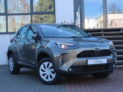 Gebraucht Toyota Yaris Cross 92 PS (67 kW) 2022 Grau SUV