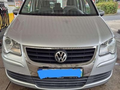 VW Touran Cross